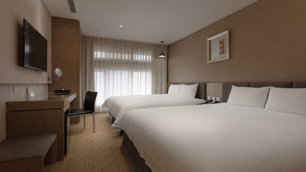 Fine Hotel Kaohsiung Exterior photo